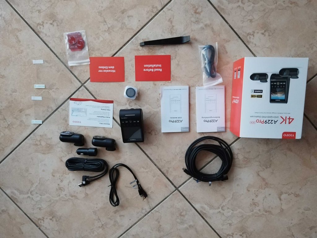 Gesamter Lieferumfang der Viofo A229 Pro 3CH