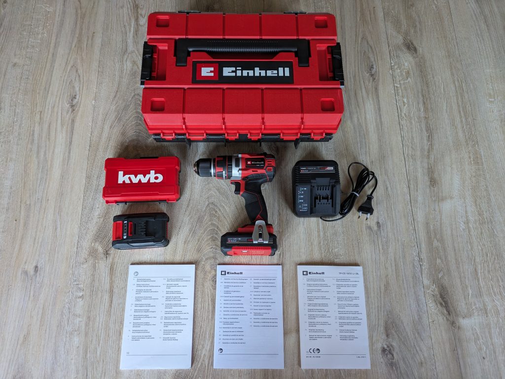 Gesamter Lieferumfang des Einhell TP-CD 1850 Li-i BL Akkuschraubers