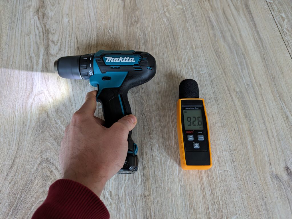 Getestete Lautstärke des Makita DF333DSAE Akkuschraubers