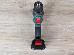 HYCHIKA 12V Akkuschraubers in der frontalen Ansicht