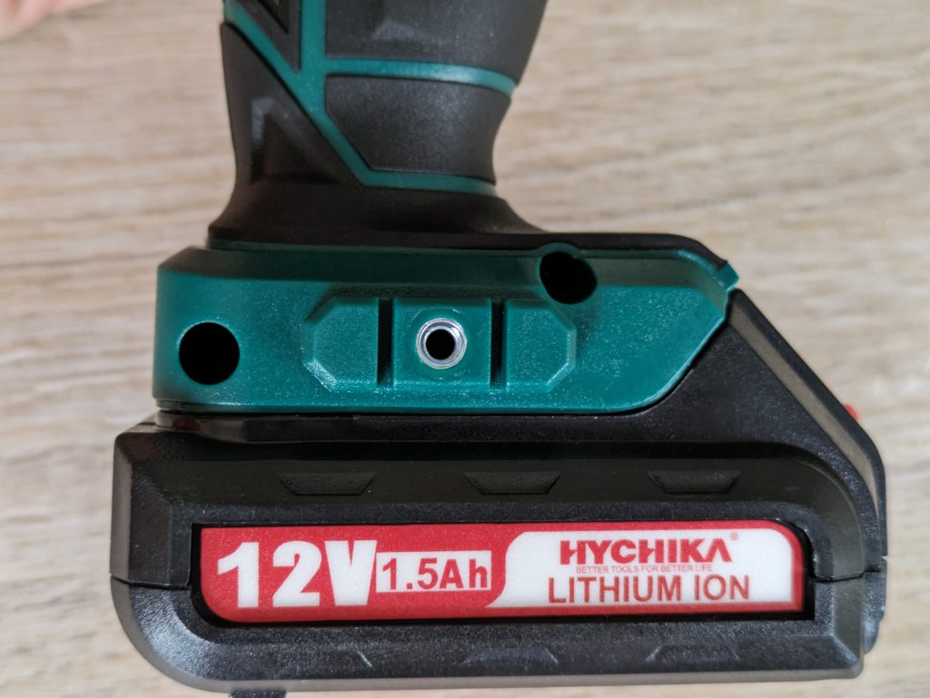 Halterung des Gürtelclips des HYCHIKA 12V Akkuschraubers