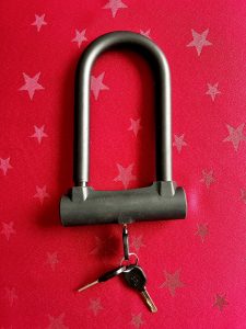 DINOKA-Bügelschloss