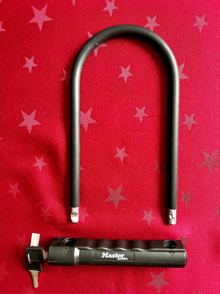 Masterlock Bügelschloss 8170EURDPRO offen