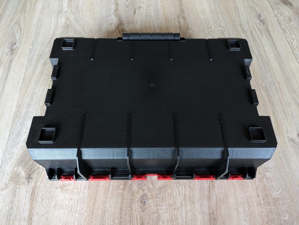 Koffer des Einhell TP-CD 1850 Li-i BL Akkuschraubers von hinten