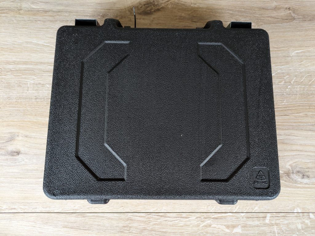 Koffer des TROTEC PSCS 11-12V Akkuschraubers von hinten