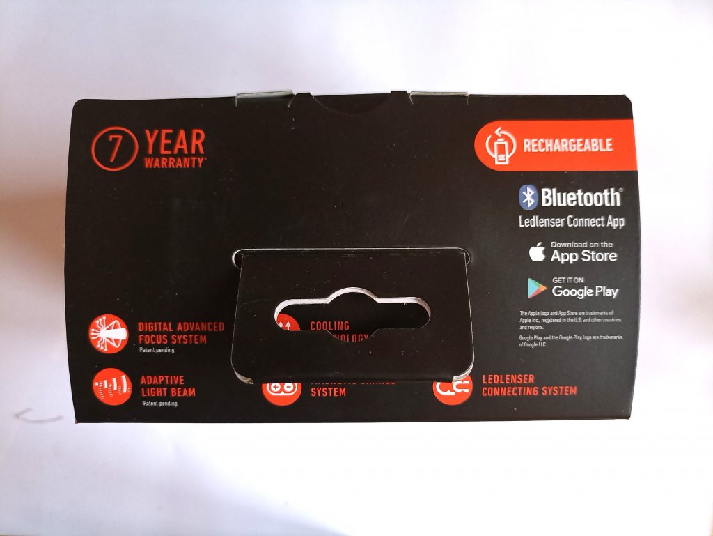 Ledlenser HF8R Core Stirnlampe Verpackung Oberseite