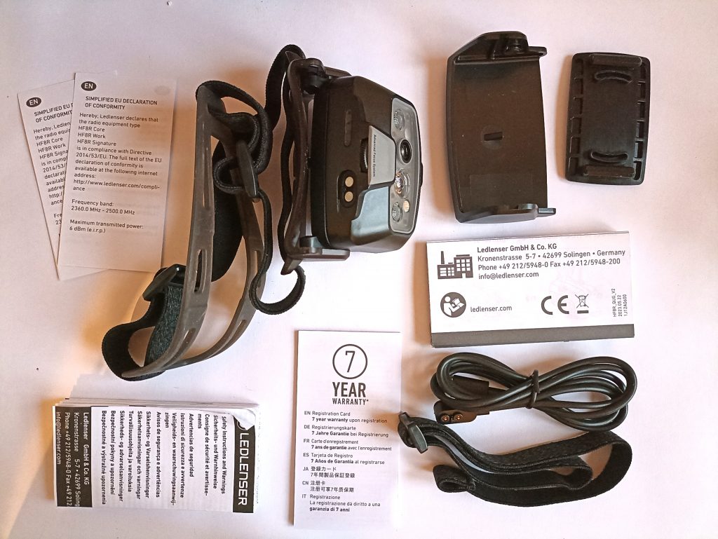 Ledlenser HF8R Core Stirnlampe, vollständiger Lieferumfang
