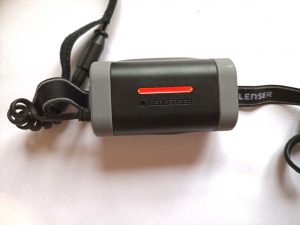 Ledlenser NEO9R Stirnlampe, Akku mit blinkendem Rücklicht