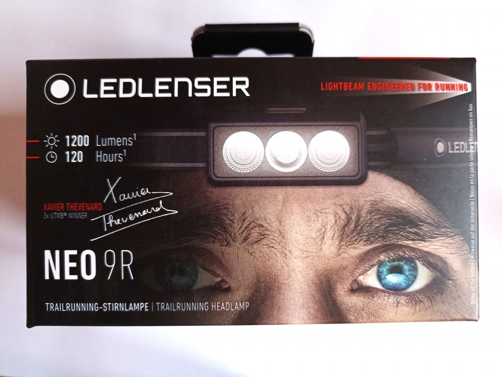 Ledlenser Neo9R Stirnlampe, Verpackung Vorderseite