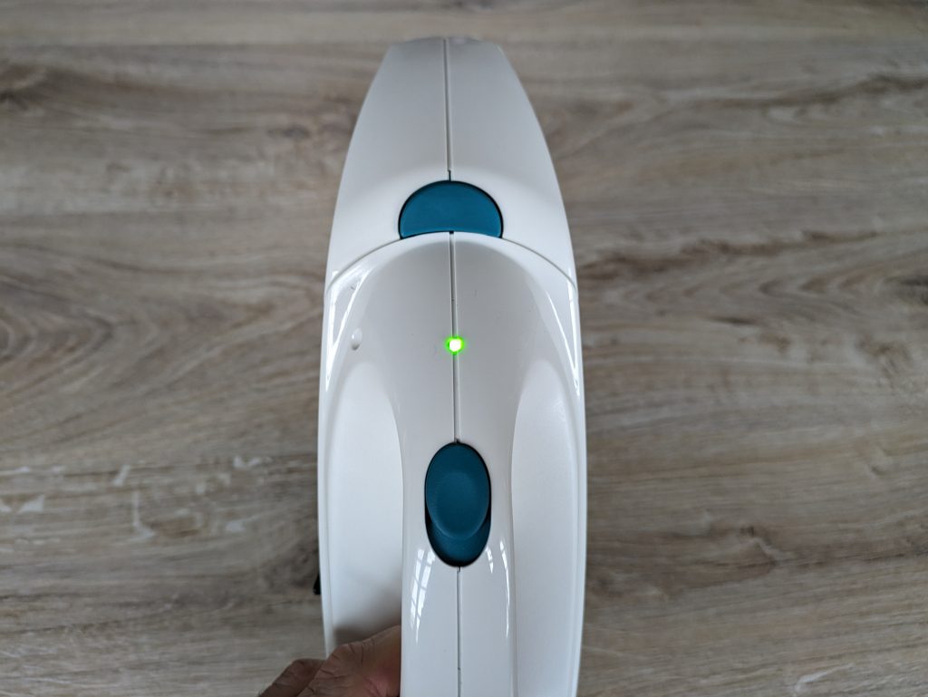 Leifheit Dry & Clean Fenstersauger LED-Anzeige