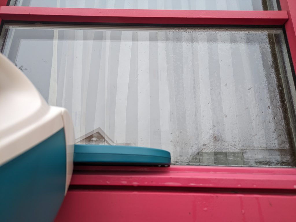 Leifheit Dry & Clean Fenstersauger im Betrieb