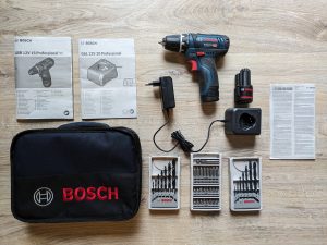 Lieferumfang des Bosch Professional GSR 12V-15 Akkuschraubers