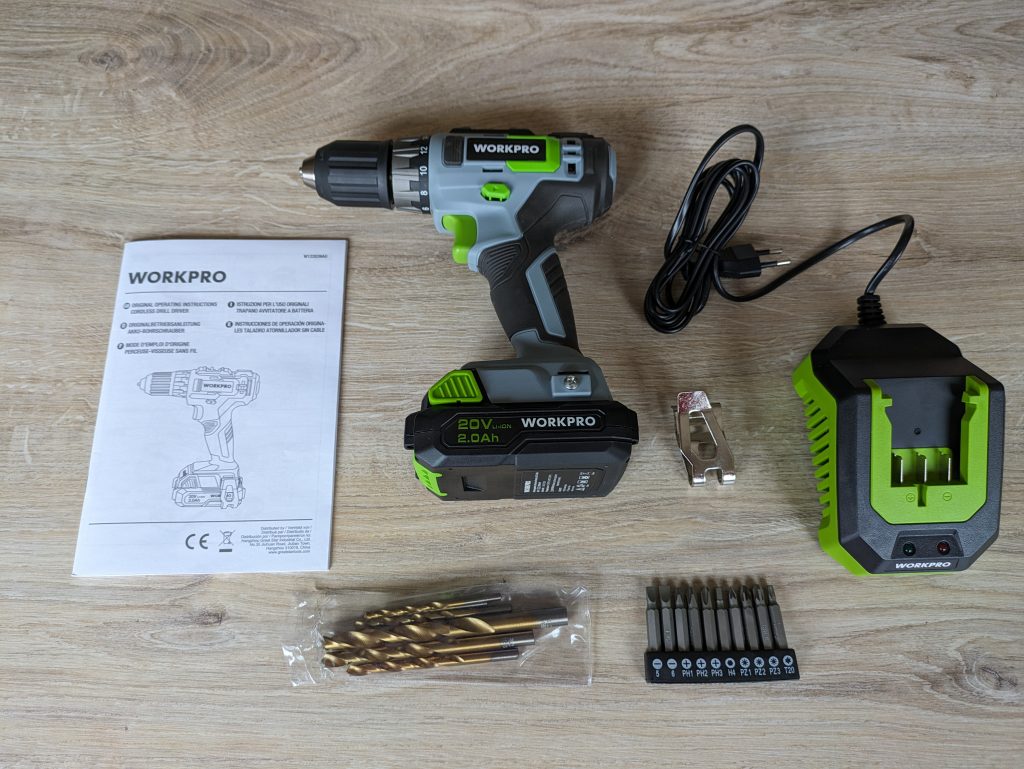 Lieferumfang des WORKPRO ‎W122039AU Akkuschraubers