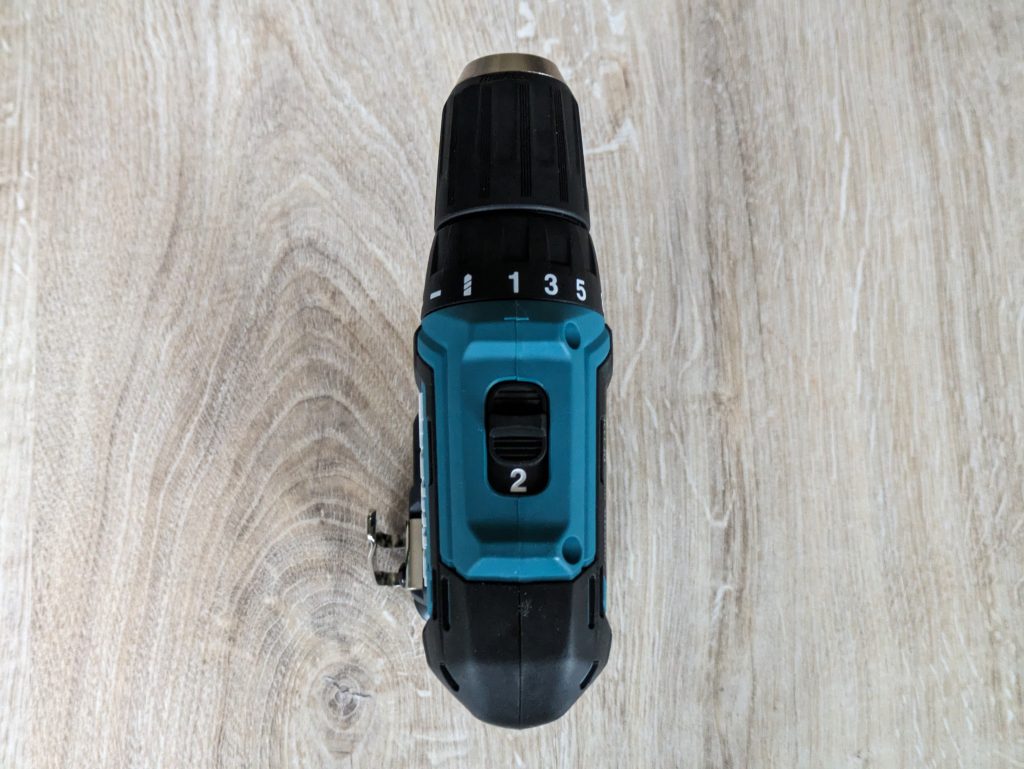 Makita DF333DSAE Akkuschrauber von oben