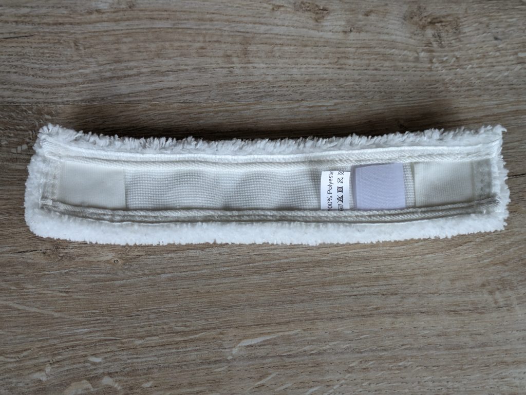 Mikrofaserbezug des Einhell BRILLIANTO Fensterreinigers von hinten