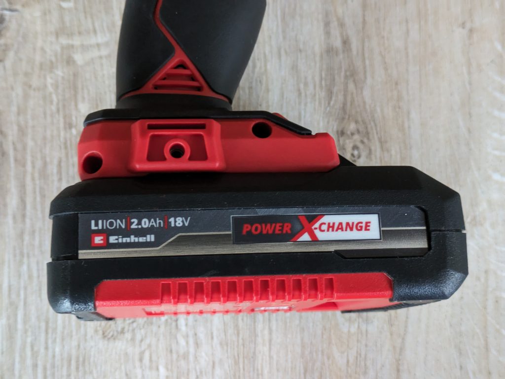 Montagemöglichkeit des Gürtelclips des Einhell TP-CD 1850 Li-i BL Akkuschraubers
