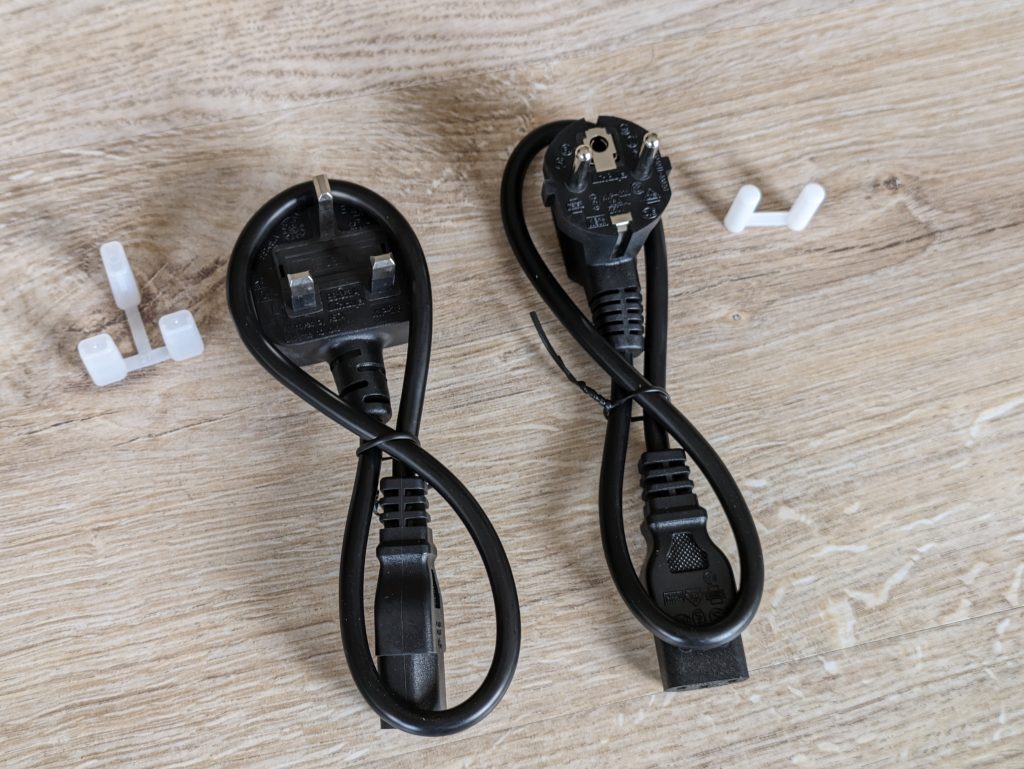 Netzkabel des RLK8-800B4 Reolink Überwachungskamera-Sets