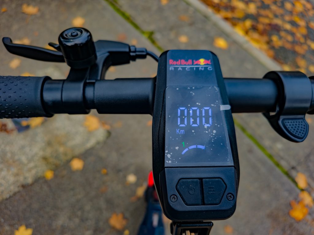 Red Bull Racing RS 1000 Elektro-Scooter Display