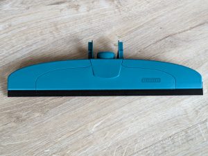 Saugdüse des Leifheit Dry & Clean Fenstersaugers von oben