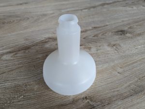 Sprühflasche des Bosch Home and Garden GlassVAC Fenstersaugers