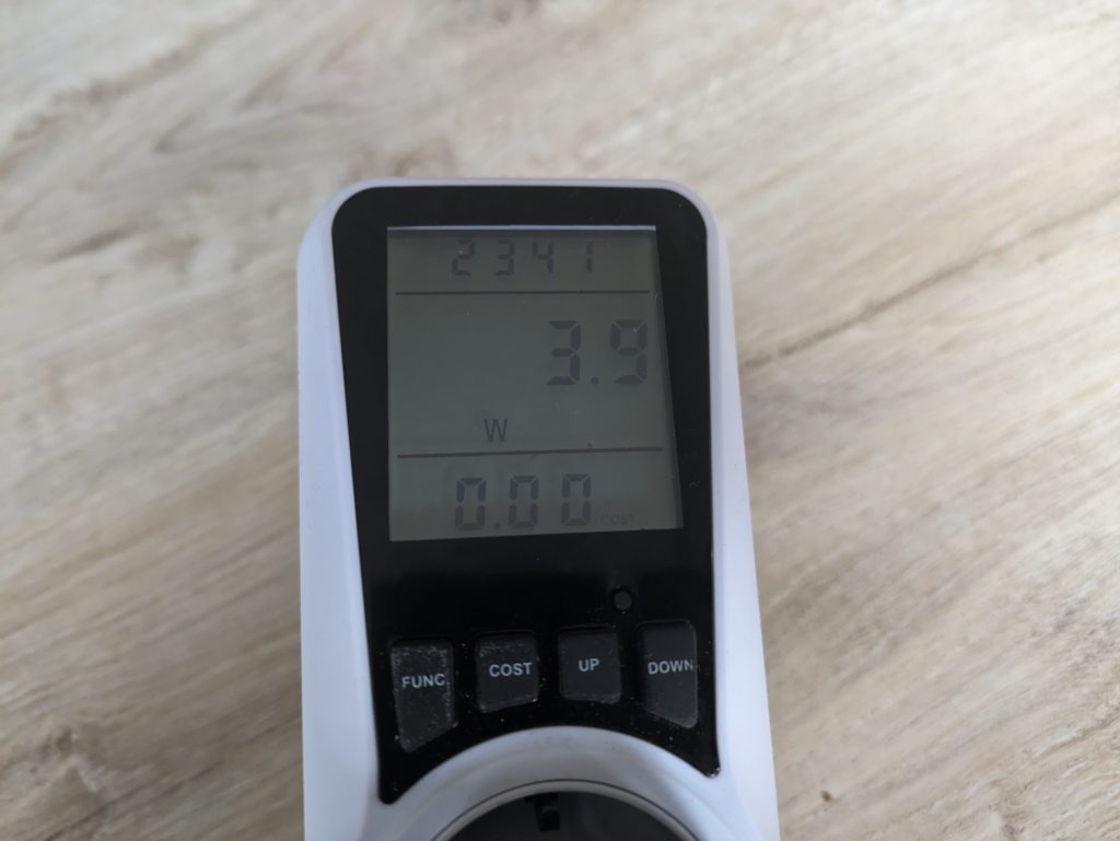 Stromverbrauch des Vileda Windomatic Power Fenstersaugers beim Laden