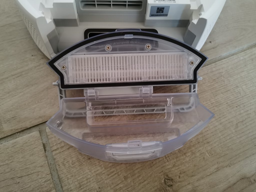 SwitchBot Minisaugroboter K10+ Staubbehälter geöffnet