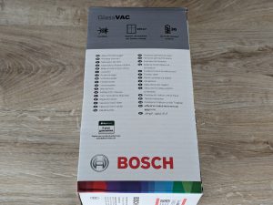 Verpackung des Bosch Home and Garden GlassVAC Fenstersaugers von hinten