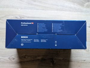 Verpackung des Bosch Professional GSR 12V-15 Akkuschraubers von unten