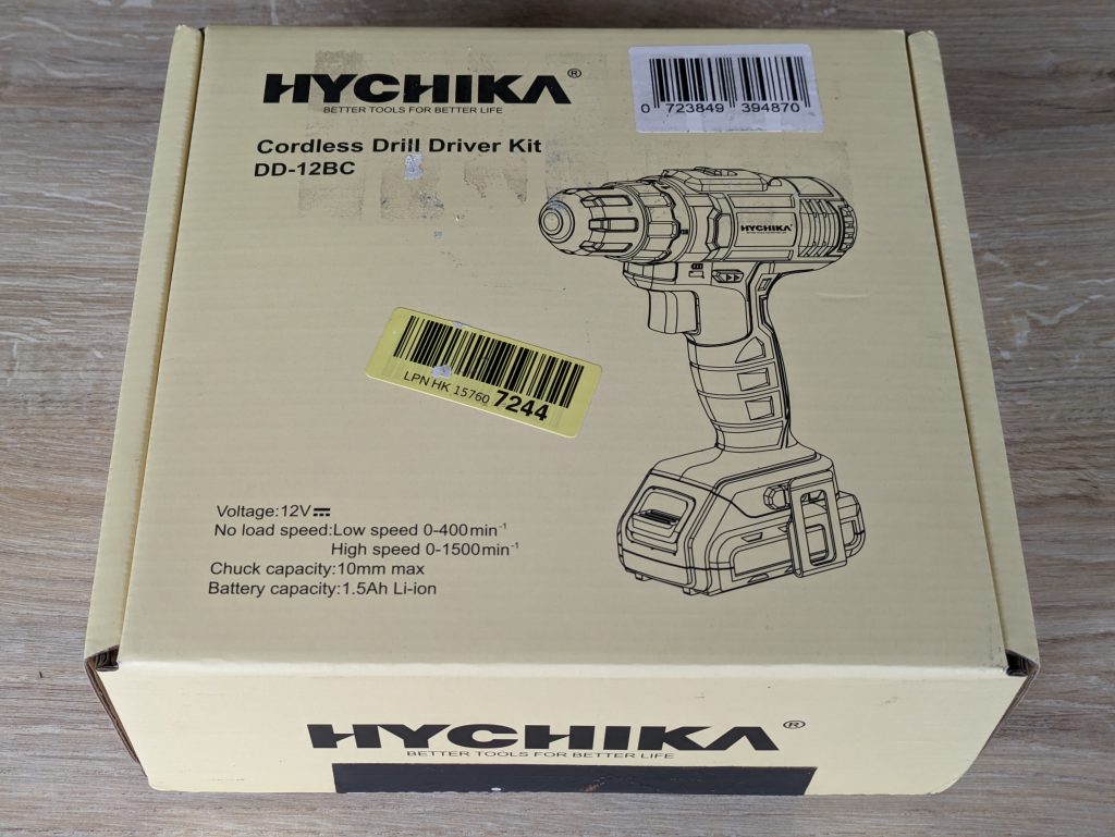 Verpackung des HYCHIKA 12V Akkuschraubers von vorne