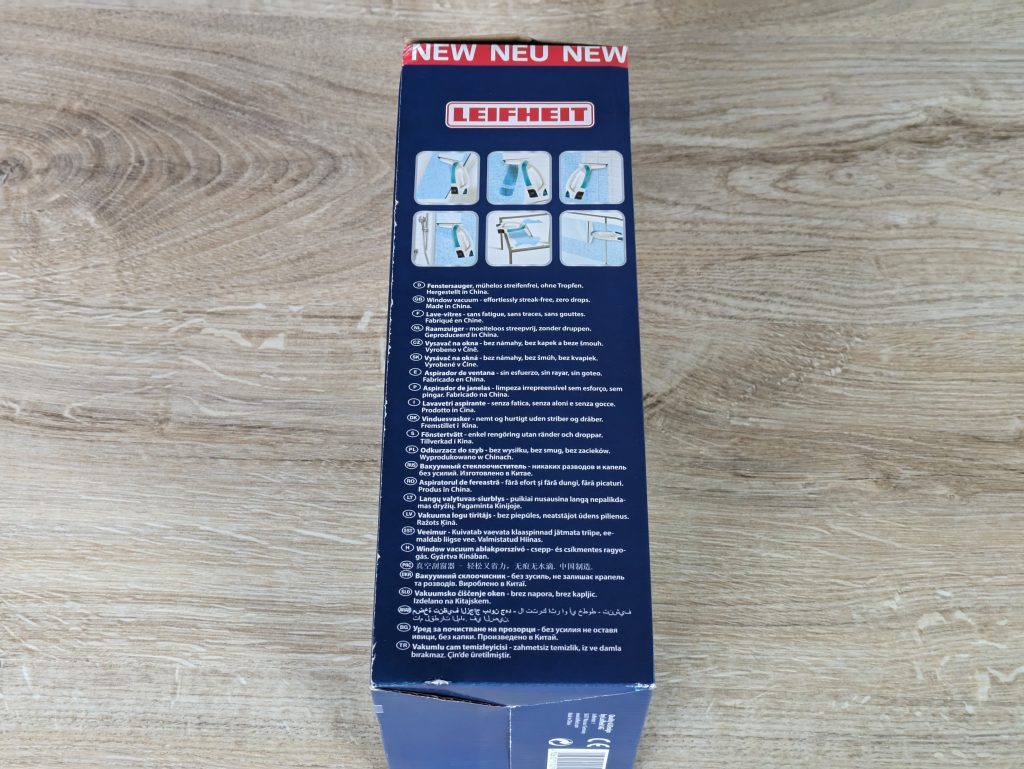 Verpackung des Leifheit Aquanta Click Fenstersaugers von links