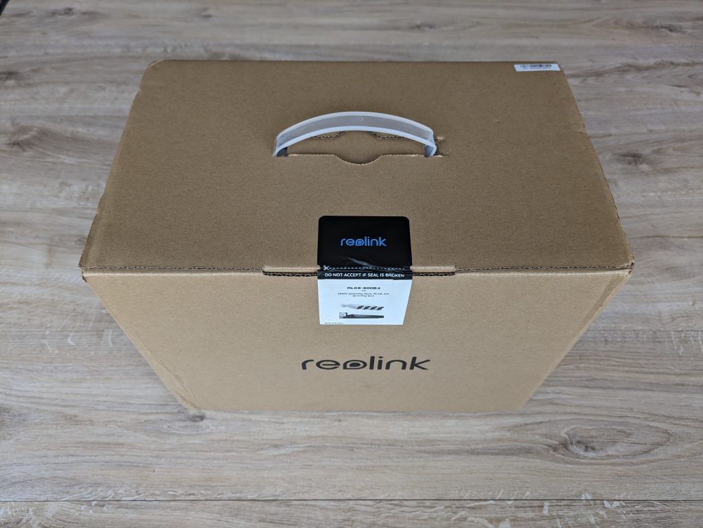 Verpackung des RLK8-800B4 Reolink Überwachungskamera-Sets von vorne