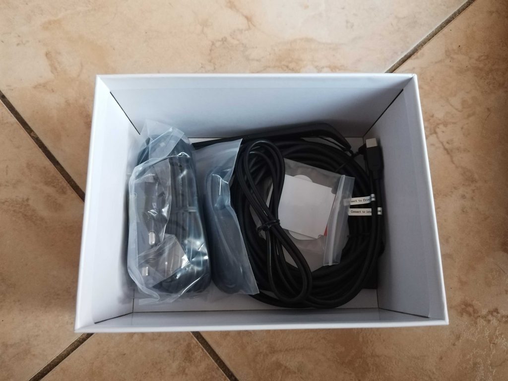 Viofo A229 Pro 3CH Verpackung mit Zubehör