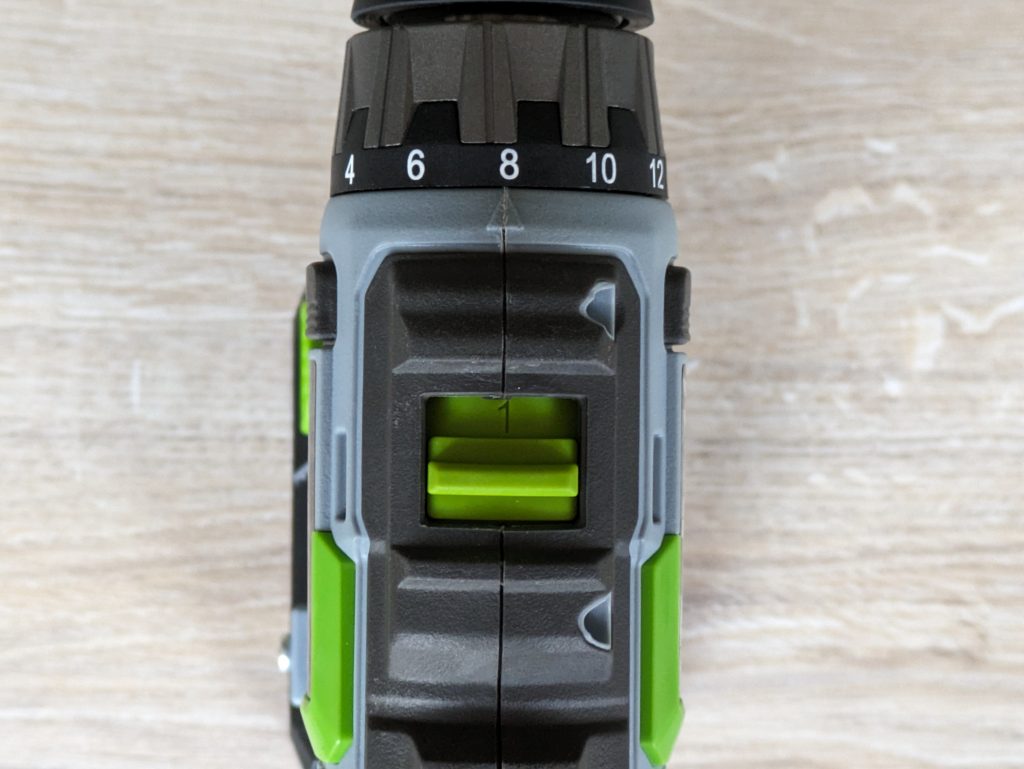 WORKPRO ‎W122039AU Akkuschrauber von oben in der Nahansicht