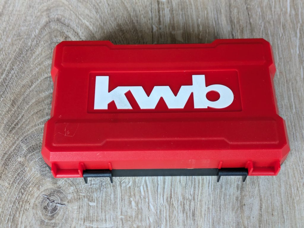 Zubehörbox des Einhell TP-CD 1850 Li-i BL Akkuschraubers von oben