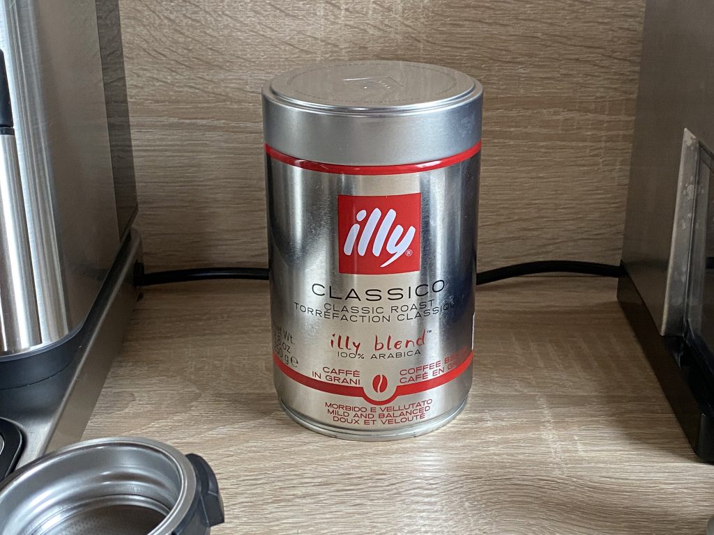 Illy Classico Kaffeebohnen Verpackung
