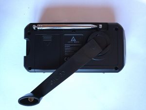 Acta Berg 0001-GR Kurbelradio, Rückansicht mit gelöster Kurbel