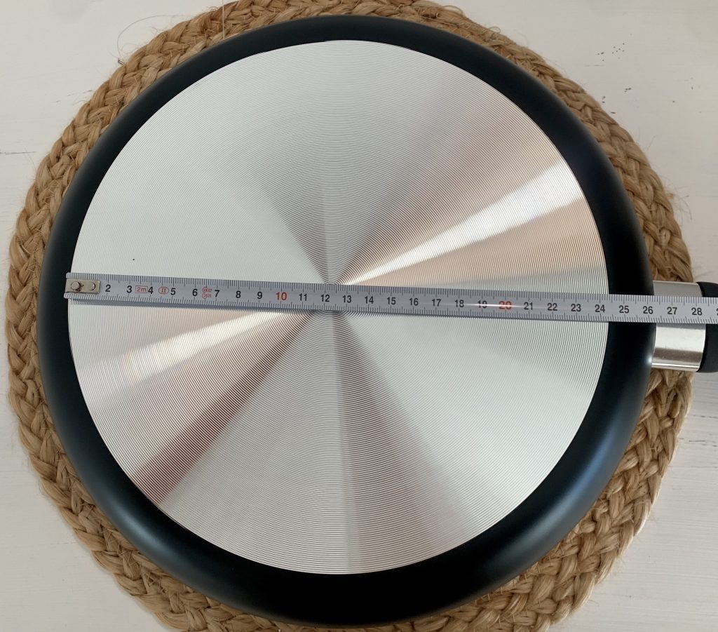 Amazon Basics Pfannenset Bodendurchmesser 30-Zentimeter-Pfanne
