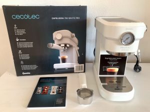 Cecotec Cafelizzia 790 White Siebträgermaschine ausgepackt