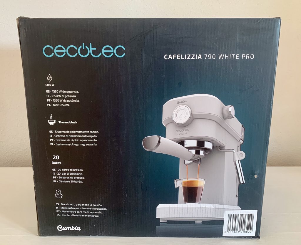 Cecotec Cafelizzia 790 White Siebträgermaschine im Karton von vorne