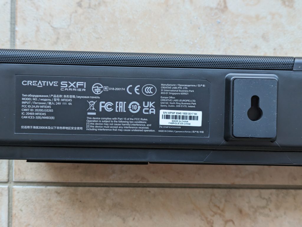 Creative SXFI CARRIER Soundbar von hinten links