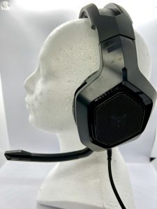 DIZA100 K10 Gaming-Headset von der Seite