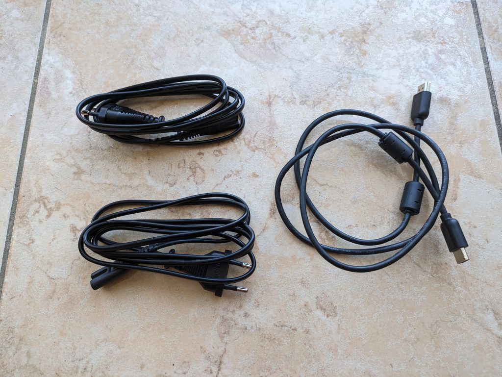 Kabel im Lieferumfang der JBL Bar 800 Soundbar
