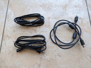 Kabel im Lieferumfang der JBL Bar 800 Soundbar