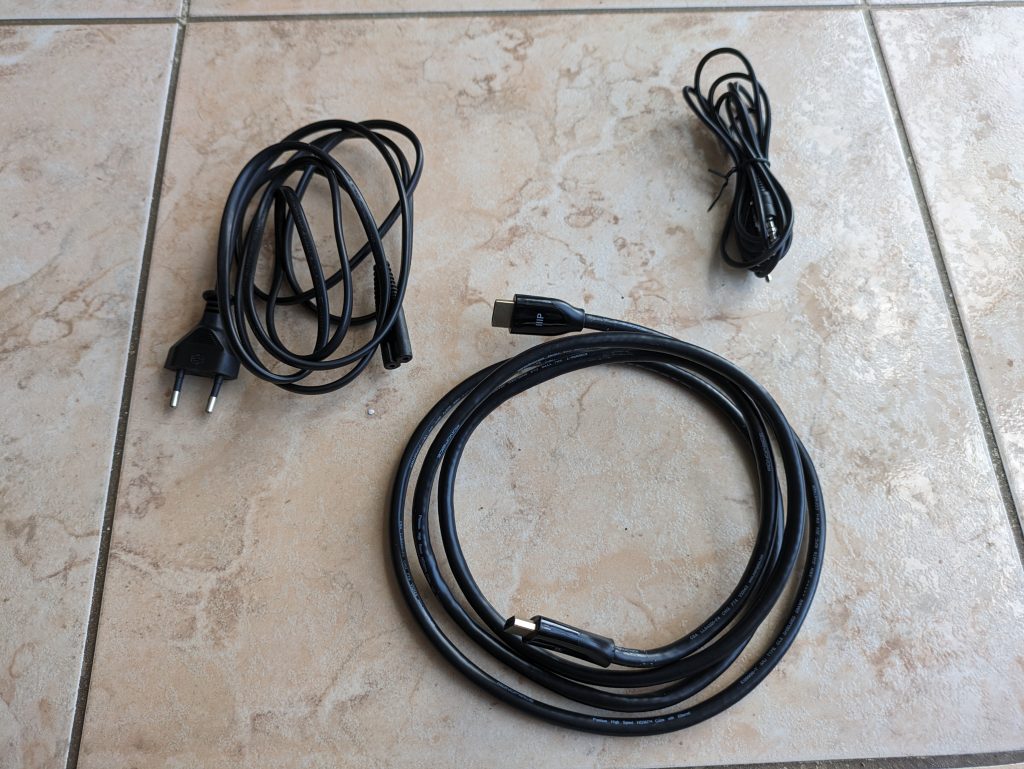 Kabel im Lieferumfang der Sony HT A7000 Soundbar