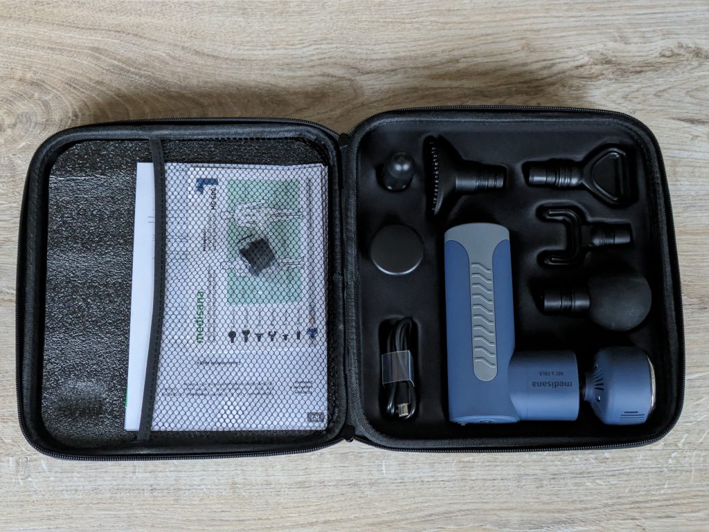 Koffer der Medisana MG600 Massagepistole geöffnet ohne Verpackung