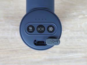 Ladeanschluss der Medisana MG600 Massagepistole