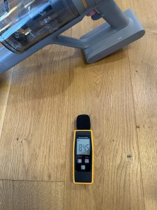 Lautstärkemessung beim Dreame Z10 Station Akku-Staubsauger