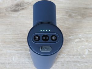 Leuchtende LEDs der Medisana MG600 Massagepistole