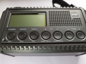 Mesquool CR 1009 Pro Kurbelradio, Bedientasten