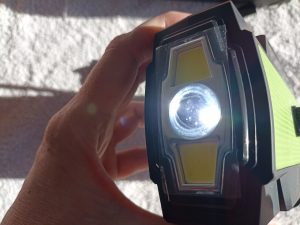 Nigecue Radio01-d Kurbelradio, Taschenlampe mit Abblendlicht an